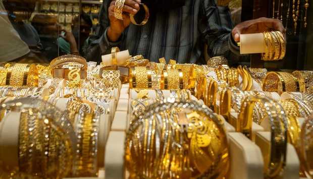 تراجع سعر الذهب عيار 21 إلى 5,770 جنيهاً اليوم الأحد 28 يونيو 2026