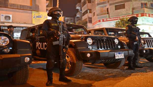 وزارة الداخلية تكشف تفاصيل وفاة متهم داخل قسم شرطة بالجيزة وتوضح حقيقة الصورة المتداولة