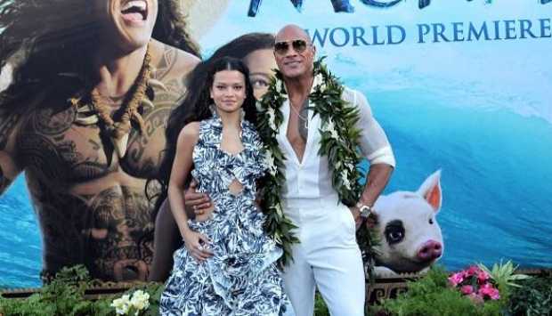دواين جونسون يتألق في العرض العالمي الأول لفيلم Moana بلوس أنجلوس