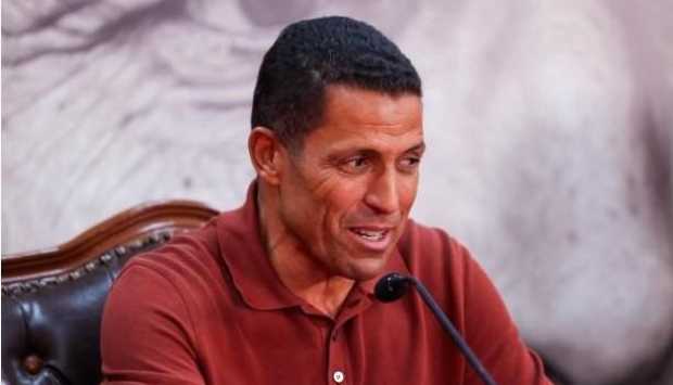 الأهلي ينتظر قرار عموتة لحسم صفقة محمد مخلوف من المصري البورسعيدي