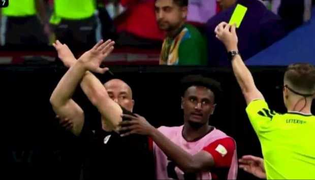 حسام حسن يثير الجدل بإشارة «X» ضد حكم مباراة مصر والأرجنتين في كأس العالم 2026