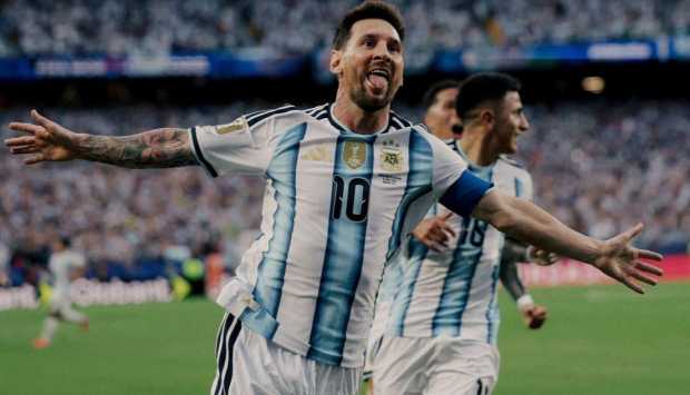 مبابي يتحدث عن سباق الهدافين: تركيزي على أدائي وليس ميسي
