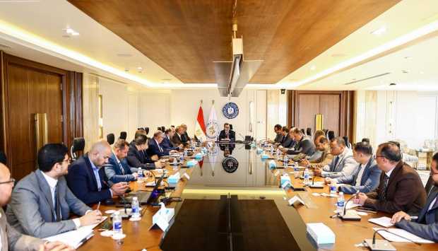 نائب وزير المالية يؤكد التوافق مع التخطيط على هيكل موازنة البرامج والأداء