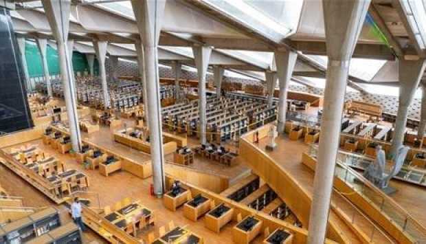 إصدارات متنوعة من الهيئة المصرية العامة للكتاب في معرض مكتبة الإسكندرية الدولي 2023