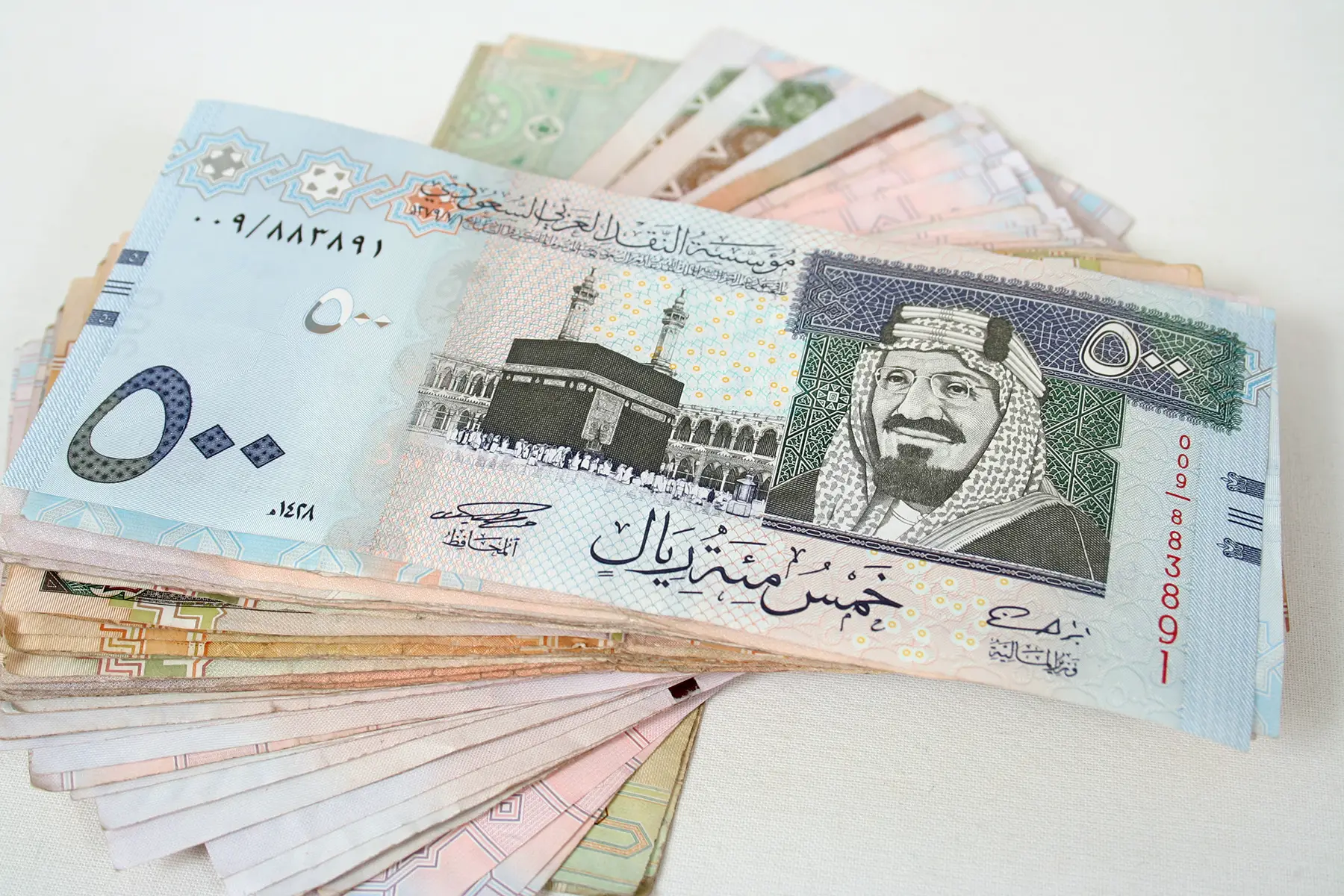 بكام؟.. سعر الريال السعودي مقابل الجنيه المصري اليوم السبت 4 يناير 2025 في البنوك المصرية - إقرأ نيوز