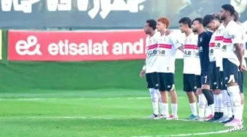 1763299999 محمد صبري نجم الزمالك السابق يلقى تكريمًا خلال قمة 2005