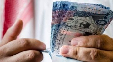 1763991913 سعر الريال السعودي مقابل الجنيه يشهد استقرارًا ملحوظًا اليوم الإثنين