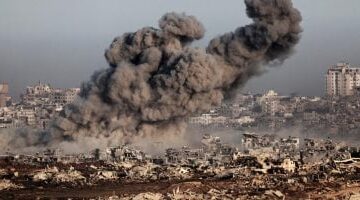 استشهاد 13 مدنيًا جراء قصف الاحتلال الإسرائيلي لمخيم عين الحلوة