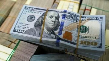 استقرار أسعار الدولار مقابل الجنيه في البنوك المصرية