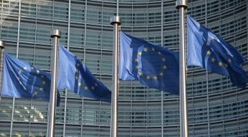 الاتحاد الأوروبي يطالب الأطراف السودانية باستئناف المفاوضات لحل النزاع