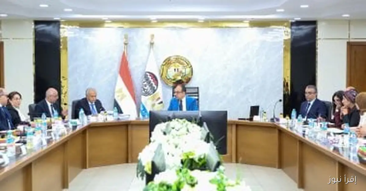 وزير قطاع الأعمال يشرف على اجتماع الجمعية العامة للشركة القابضة للسياحة والفنادق