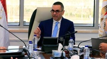 الخطيب يعلن استهداف تعظيم الصادرات ذات القيمة المضافة وتقليل عجز