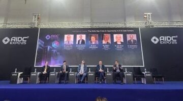 الشباب يحتاجون مهارات جديدة للانطلاق في عالم الذكاء الاصطناعي وتحقيق