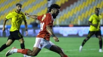 حسين الشحات يقرر الرحيل عن الأهلي في يناير بسبب قلة