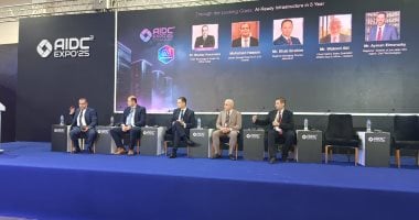 خبراء يكشفون تأثير استثمارات الحوسبة والاتصال على دخول الدول عصر الذكاء الاصطناعي