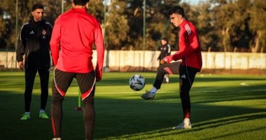 زيزو يتصدر التشكيل المتوقع للأهلي في مواجهة الجيش الملكي