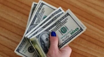 سعر الدولار في بنك القاهرة يسجل 4711 جنيه للشراء اليوم