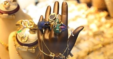 سعر الذهب عيار 24 يسجل 6200 جنيه اليوم الاثنين 17 نوفمبر 2025 بدون مصنعية