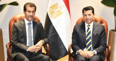 سفير قطر يوجه دعوة لوزير الرياضة لحضور كأس العرب