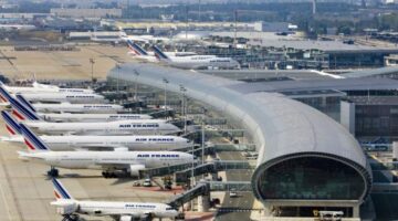 ضرائب الطيران ممكن تخلي المطارات الفرنسية تخسر 13 مليون مسافر