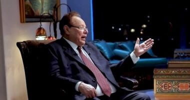 علي ناصر محمد يكشف عن أولى مناصبه كمحافظ للجزر لتعزيز حقوق الجنوب في باب المندب