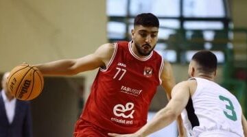 لاعبو الأهلي يطالبون بتتويجهم في بطولة الدوري لكرة السلة