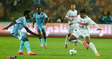 لاعبو الزمالك يجتمعون بمطار القاهرة استعدادا للسفر إلى جنوب أفريقيا