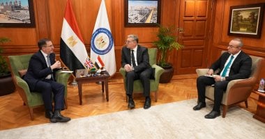 مصر وبريطانيا يعلنان عن مباحثات جديدة في مجالات البترول والتعدين