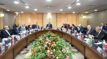 وزير الإسكان يكشف عن خطط جديدة لتسريع سير العمل في