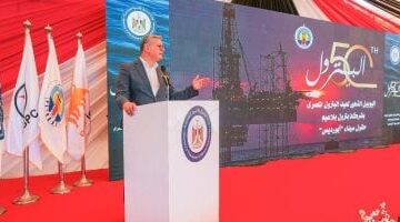 وزير البترول يعلن تحقيق 75 كشفًا جديدًا ووضع 383 بئراً
