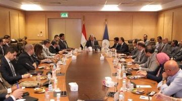 وزير السياحة يكشف عن آخر مستجدات نظام التأشيرة السياحية عند