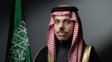 وزير خارجية السعودية يؤكد استمرار التعاون مع دول مجموعة العشرين