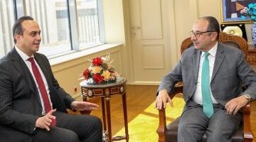 وزير قطاع الأعمال يعلن عن تعزيز التعاون مع رئيس هيئة