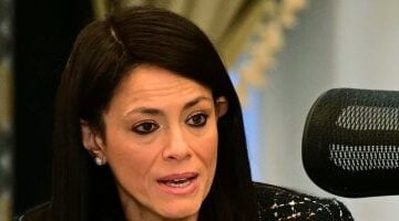 وزيرة التخطيط تعلن مؤشرات نمو الناتج المحلي في مؤتمر صحفي