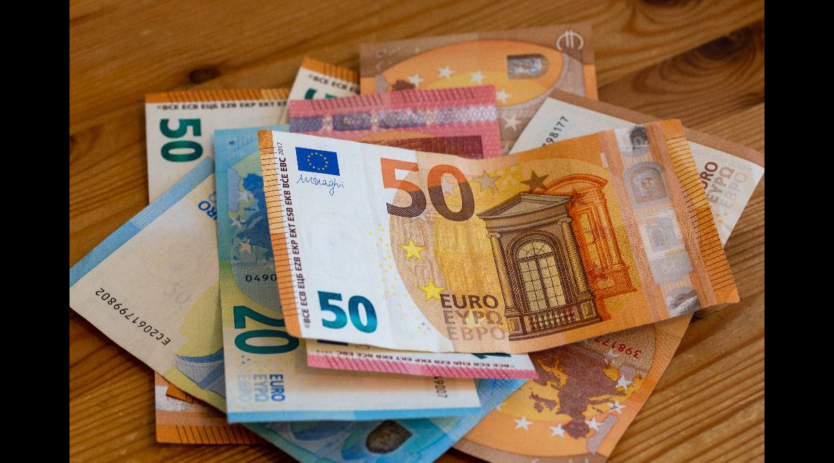 اشتعال الأوروبي.. سعر اليورو اليوم في السوق السوداء مقابل الجنيه المصري للبيع والشراء