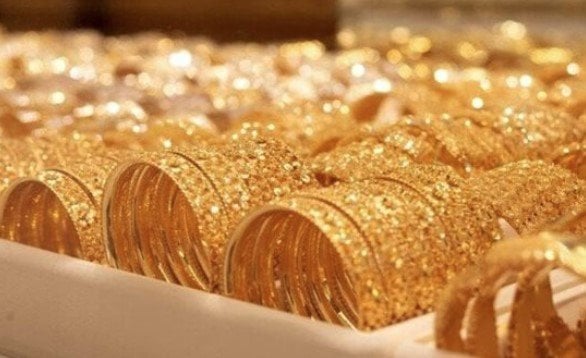سعر الذهب عيار 21 ينخفض اليوم الثلاثاء 2 ديسمبر 2025