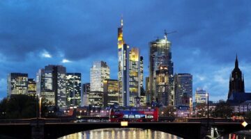 ألمانيا تتصدر سباق الفضاء في أوروبا بميزانية غير مسبوقة ورائد