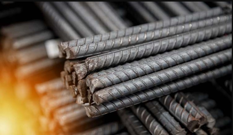 ارتفع ولا انخفض؟؟ سعر طن الحديد اليوم حديد عز بأسواق مواد البناء