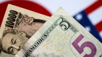 الين في ارتفاع والدولار في حالة ترقب شهر حاسم للأخضر