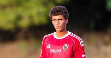 حمزة عبد الكريم نجم الأهلي يتألق قبل اهتمام برشلونة