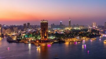 فيتش وأفق إيجابية للاقتصاد المصري