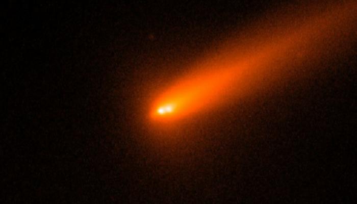 مرصد إماراتي يكتشف انقسام مذنب لقطع صغيرة