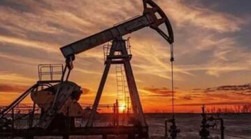 استقرار حذر في أسعار النفط العالمي وسط ترقب للأسواق