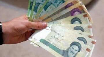 انهيار الريال الإيراني يزيد معاناة المواطنين في ظل التضخم والأزمة